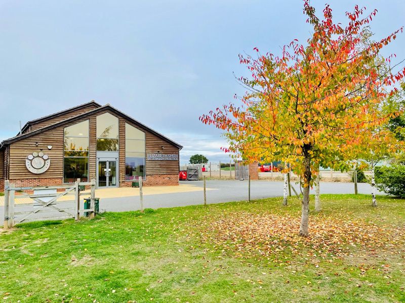 Welcome to the Elizabeth Smith Veterinary Practice